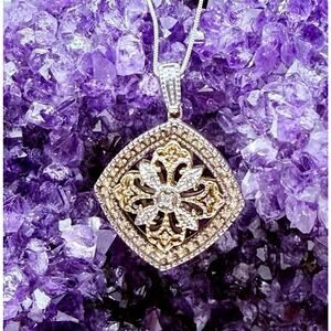 Italy 925 Sterling Silver Diamond Accent Floral Pendant Necklace Box Chain 18”